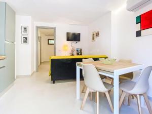 Apartment La Tana by Interhome