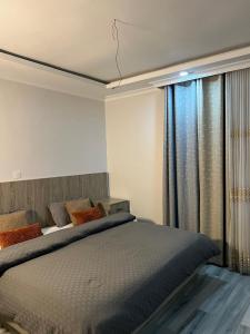 Noble Park Apartment
