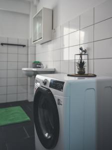 Livemore24 - Apartment 2 in Gladbeck WLAN - Smart-TV - 24-7 Check-in und Küche