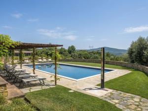 Apartment Poggio del Pero -1 by Interhome