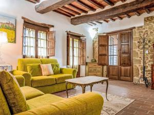 Apartment Poggio del Pero -1 by Interhome