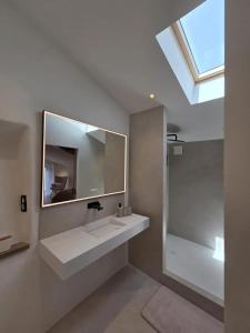 Maison lumineuse avec terrasse à Grillon - 90 m²