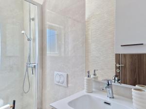 Villa Exotic by Interhome
