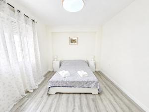 Aroma D Valencia Luxury Designer Apartment with Terrace Sleeps 7