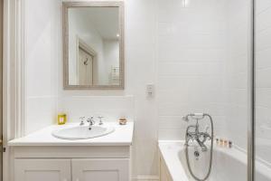 GuestReady - Charming Flat in Fulham, London