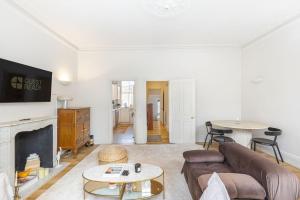 GuestReady - Charming Flat in Fulham, London
