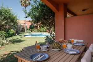 Banus Palm Garden - Stylish Stay & Prime Location