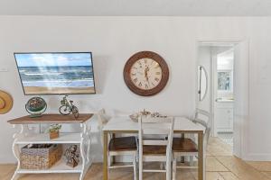 Cedar Island Club C102