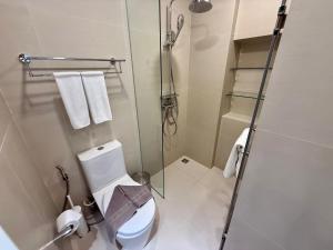 Laguna Skypark 1BR Golf View Rooftop Pool