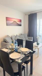 Cozy Ocean view 1 BDR APT, Club Paraiso