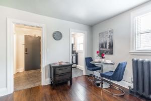 Stylish 1BR Apartment - Heart of James South Hamilton
