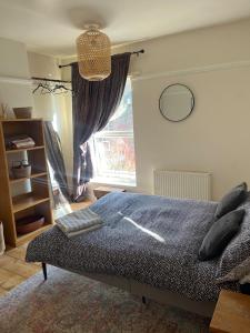 Mansfield House