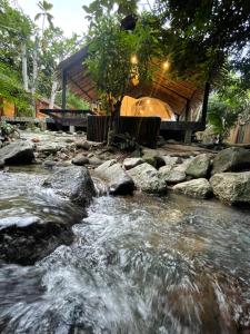 Baanmon Camping บ้านม่อนแค้มปิ้ง ร่อนพิบูลย์ นครศรีธรรมราช
