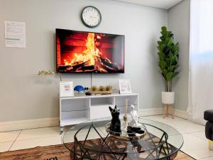 F& J City Self -Catering cc