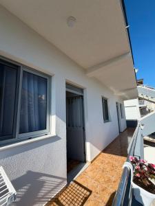 Villa DEA