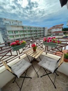Cozy apartment by the beach in Byala