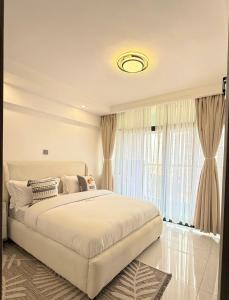 Shangrila residence opposite Marriott ,GTC and walking distance to Sarit and Pride-inn Hotel