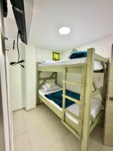 HOSTAL LA MARINA sm