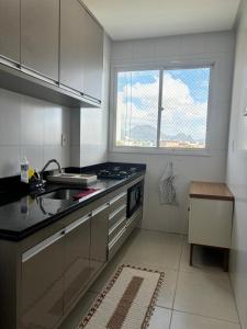 Apto 2 Quartos c Wi-Fi e Garagem - 5 Min da Praia