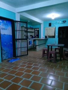 Posada en tucacas, Olas del sueño