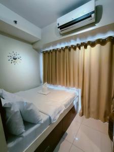 MOA shell residences - JOSH