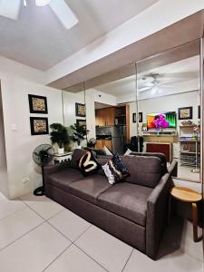 MOA shell residences - JOSH