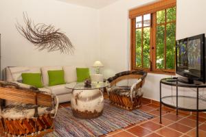 Ideal home, Perfect location in Loreto Bay, steps from the Beach With Private Pool By Casago