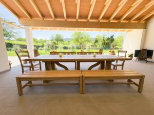 Private Villa for 12 Peaceful Karst Escape