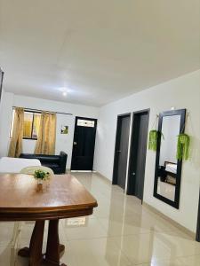 Habitación Privada con Aire Acondicionado y Piscina Cercana