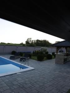 Muzzle House