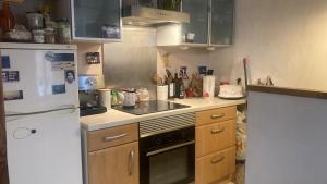Spacious and sunny 2 rooms