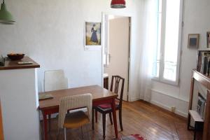 Spacious and sunny 2 rooms