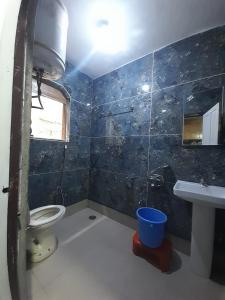 Younis Guest house