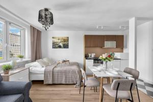 Wola Studio - Train & Metro nearby - by Rentujemy