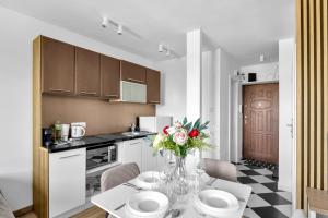 Wola Studio - Train & Metro nearby - by Rentujemy