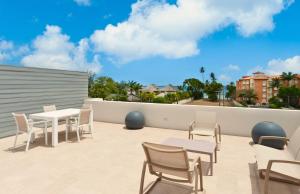 Modern 2BR Beachside Haven Ground Floor and Pool