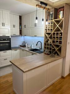 Apartment in Veternik Novi Sad, 3 Bedrooms, Up to 6 Guests