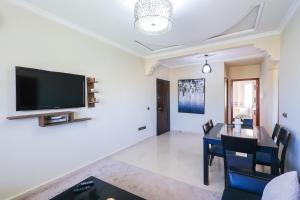 Résidence Élégante avec Piscine et 3 Chambre