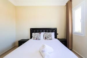 Résidence Élégante avec Piscine et 3 Chambre