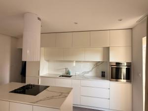 Modern Elegance Apartment with Garden and private parking Split