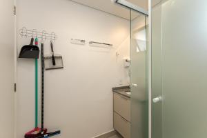 Apartamento 504 - Cena Living · Academia e Coworking no Centro de Curitiba p 4p.