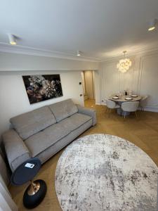 VLH Apartments