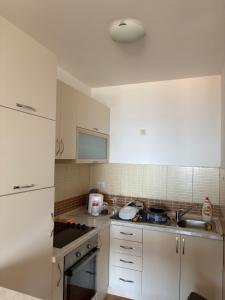 Honey Apartments