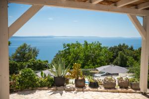 New Villa OLE, stone house, sea view, jacuzzi