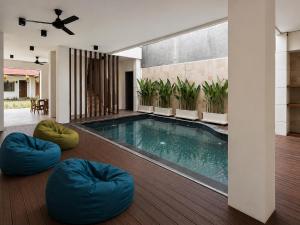 NODE Studio Suite Modern Co-Living Near Airport 10Minute