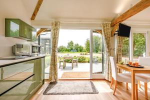 1 Bed in Piltdown oc-42814