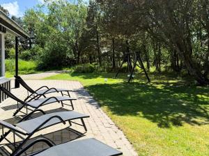 12 person holiday home in Fanø-By Traum