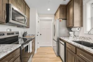 VICTOR TRAVERSE: Condo Skiing Trails Snowmobiling Teton Mtns Grand Targhee