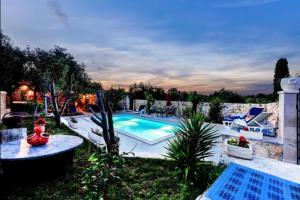 Family friendly house with a swimming pool Zdrelac, Pasman - 27571