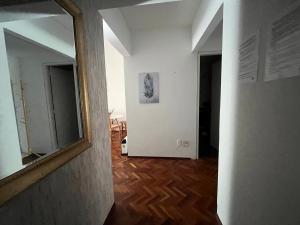 POCITOS, Chucarro esq Av Brasil - CÉNTRICO Y CÓMODO apartamento
